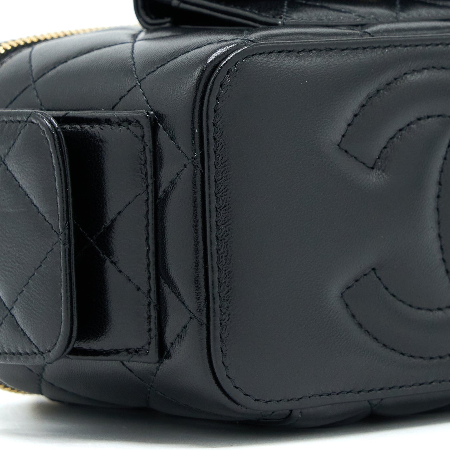 Chanel 22K Top Handle Pocket Long Vanity With Chain Black
