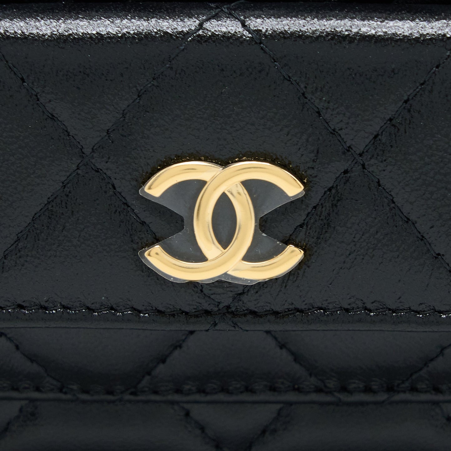 Chanel 22K Top Handle Pocket Long Vanity With Chain Black
