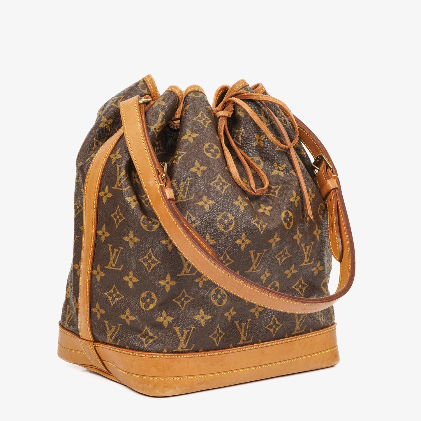 Louis Vuitton Noe Grande GM Monogram Canvas Shoulder Bag
