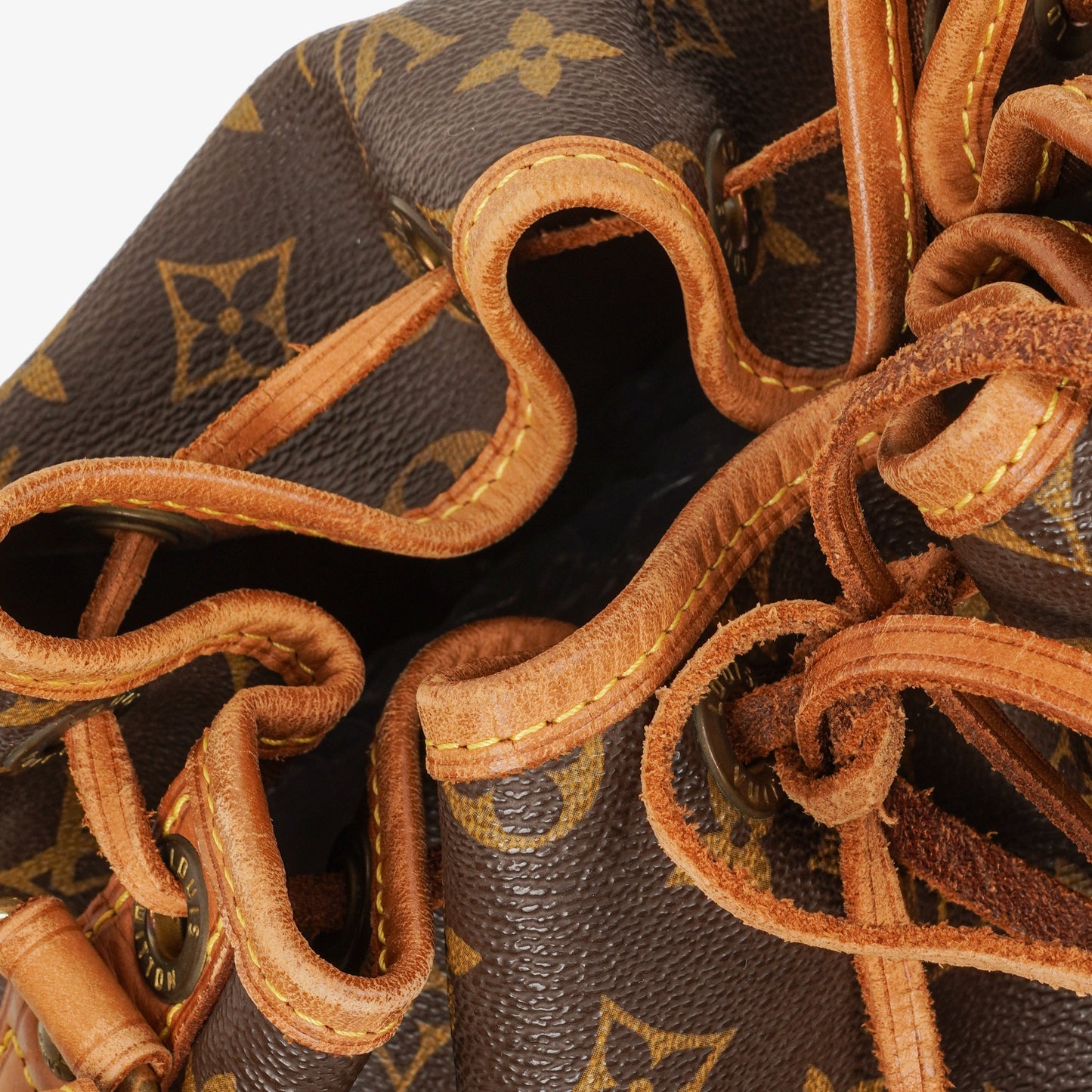 Louis Vuitton Noe Grande GM Monogram Canvas Shoulder Bag
