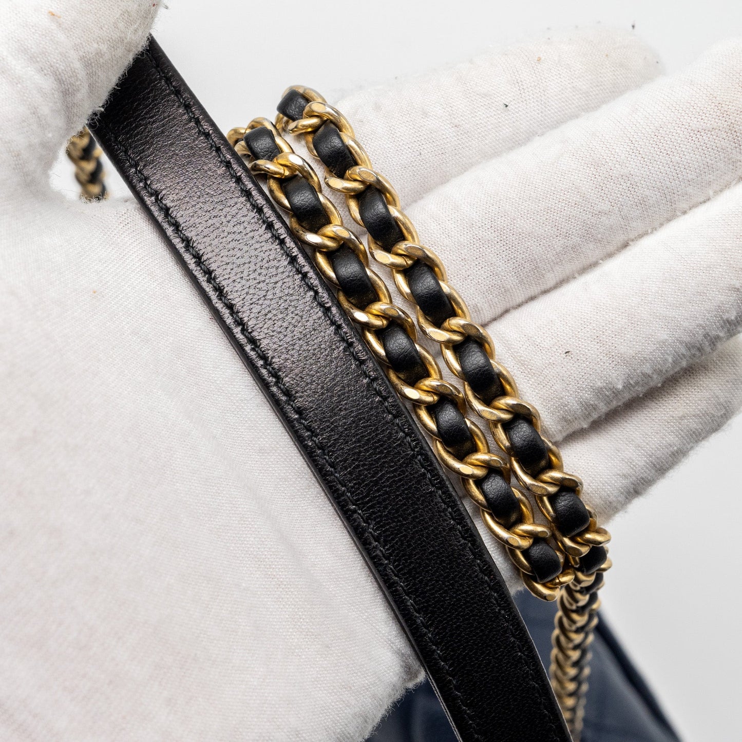 Chanel Filigree flap bag Caviar Navy/black
