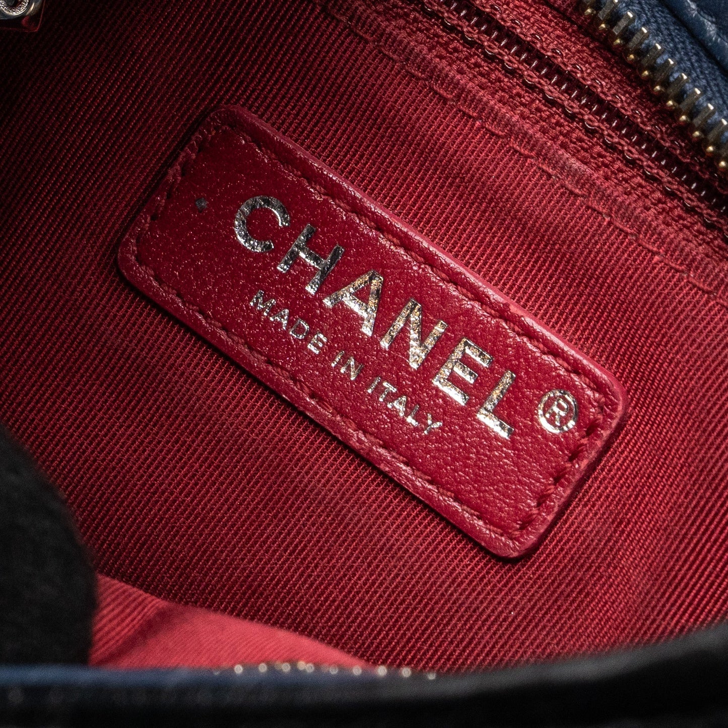 Chanel small gabrielle hobo bag calfskin blue / black multicolor hardware