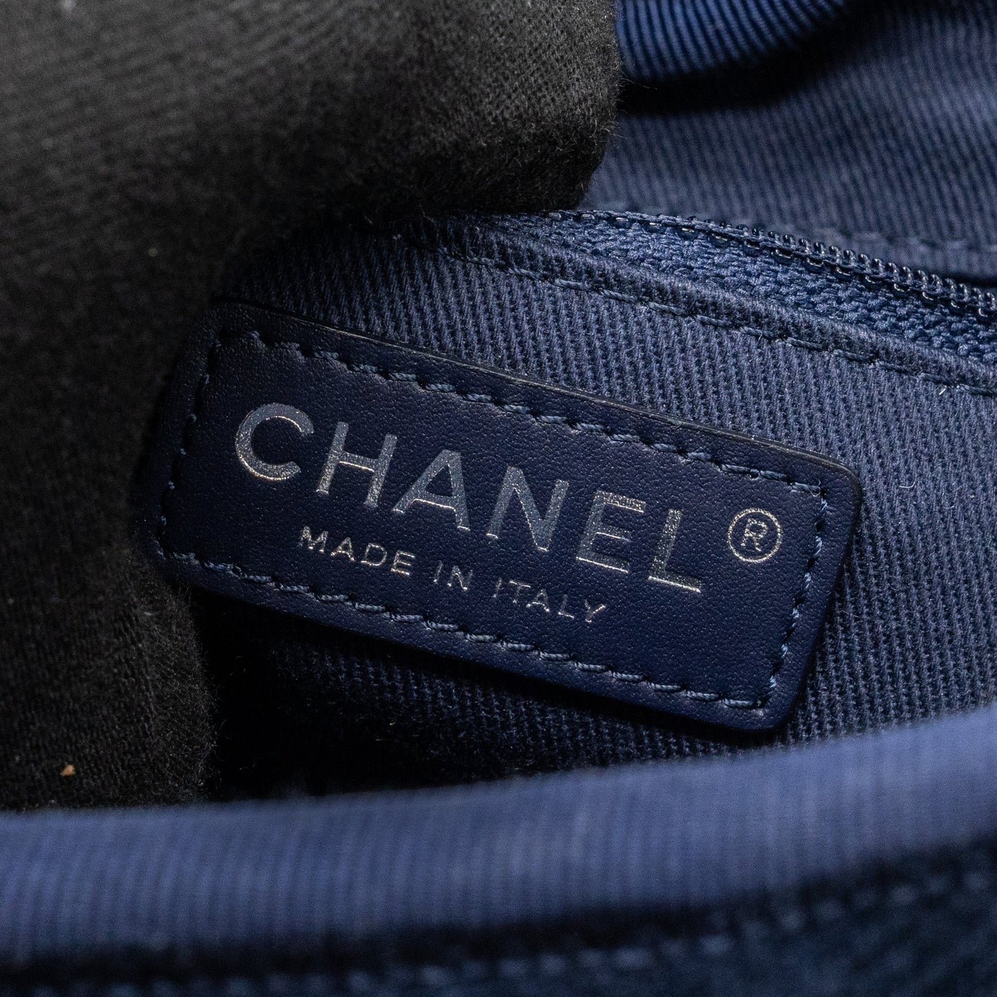 CHANEL SMALL DEAUVILLE TOTE BAG CANVAS NAVY  (Microchip)