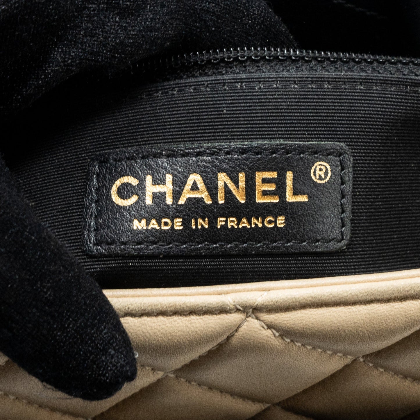 Chanel Quilted small shopping tote bag lambskin beige / black