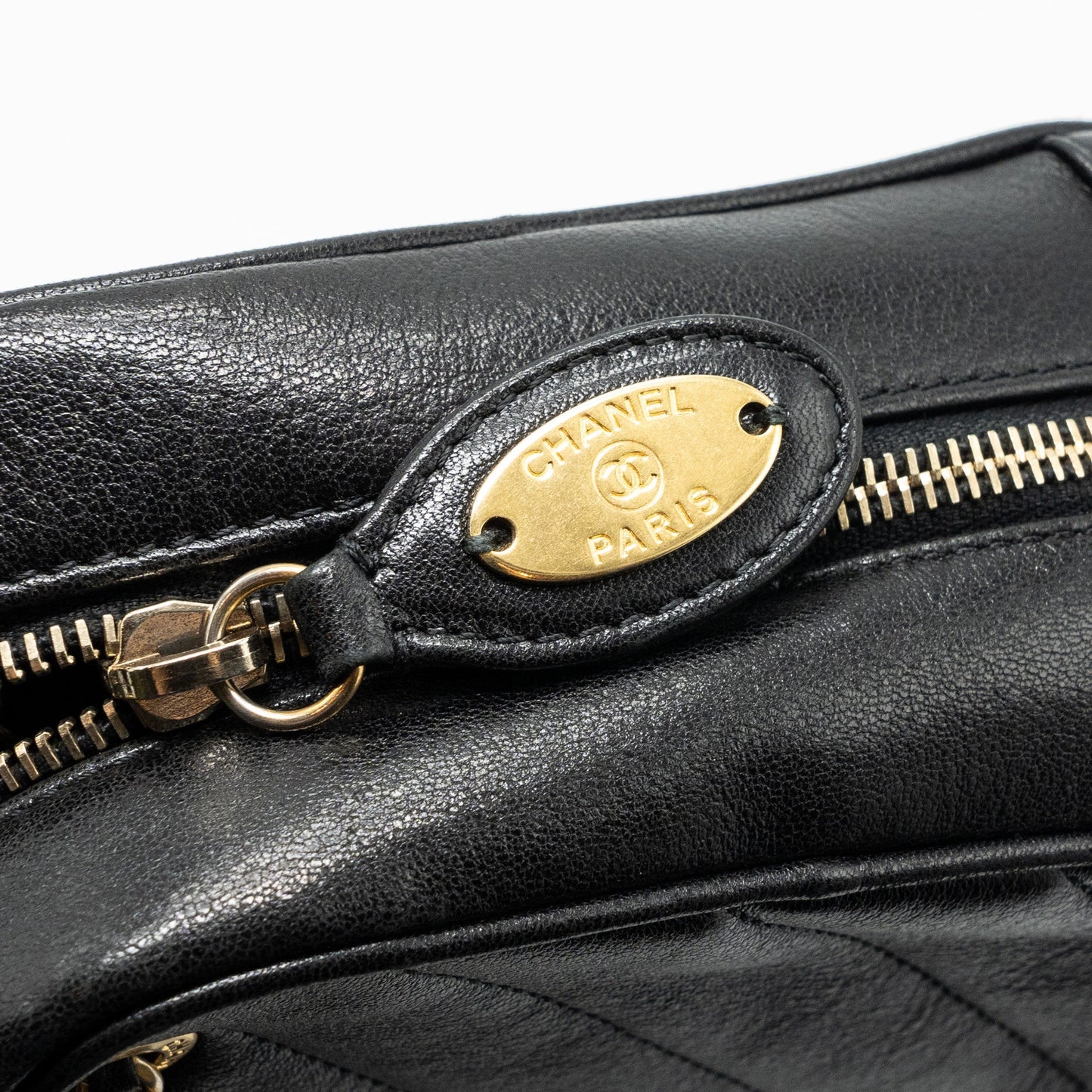 Chanel zipper camera chain bag lambskin black