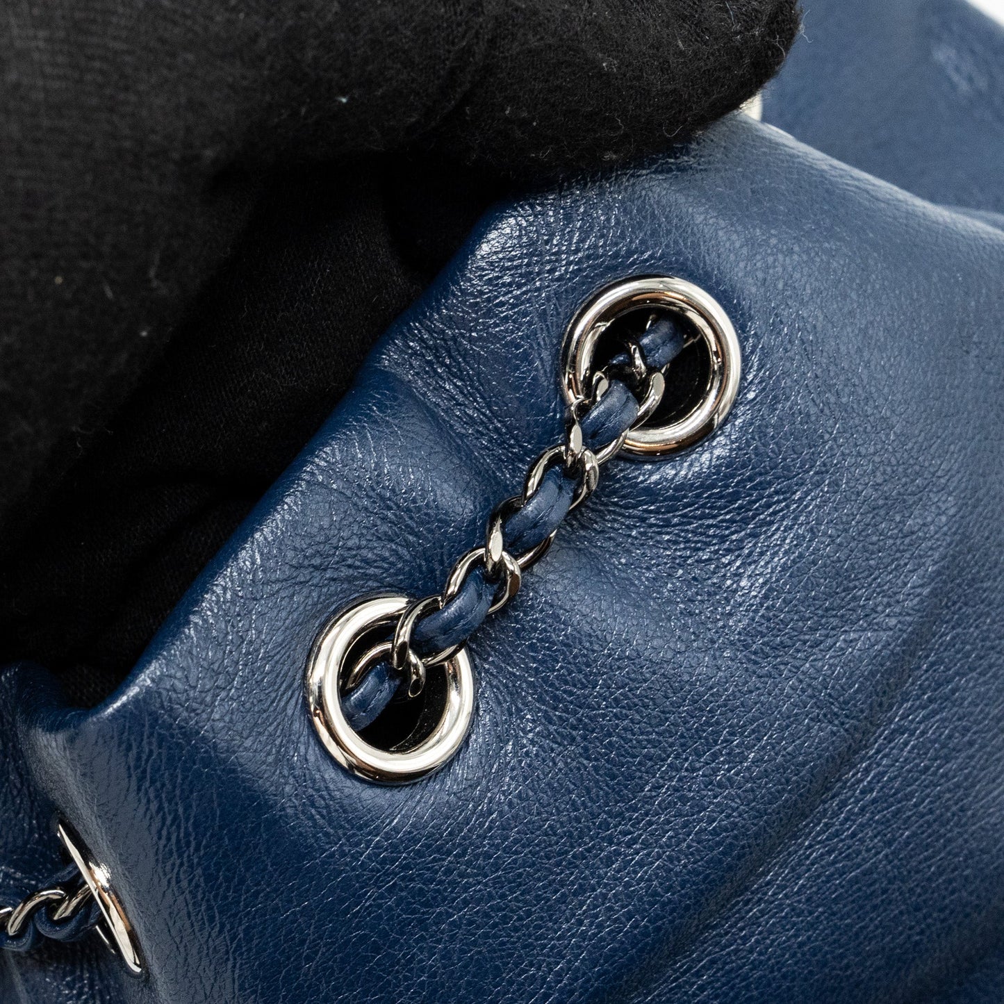 Chanel Small Bucket Bag Calfskin Navy/Black Multicolour Hardware