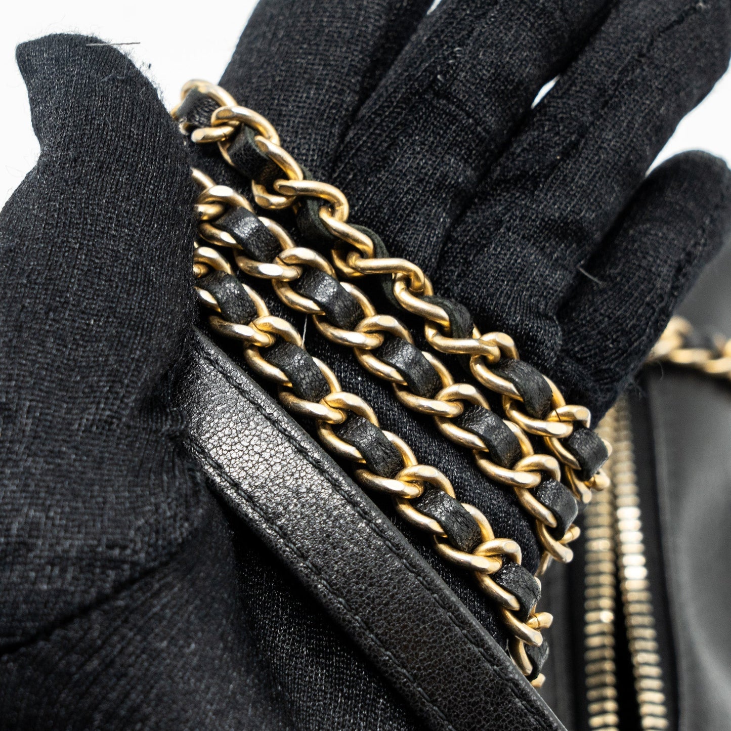 Chanel zipper camera chain bag lambskin black