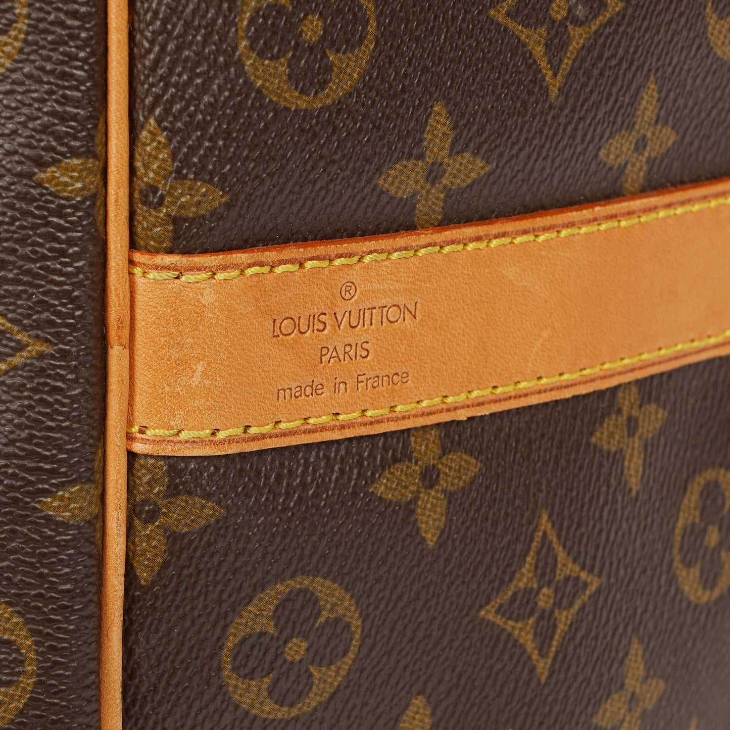 Louis Vuitton Keepall 50 Bandoulière Monogram Canvas Travel Bag