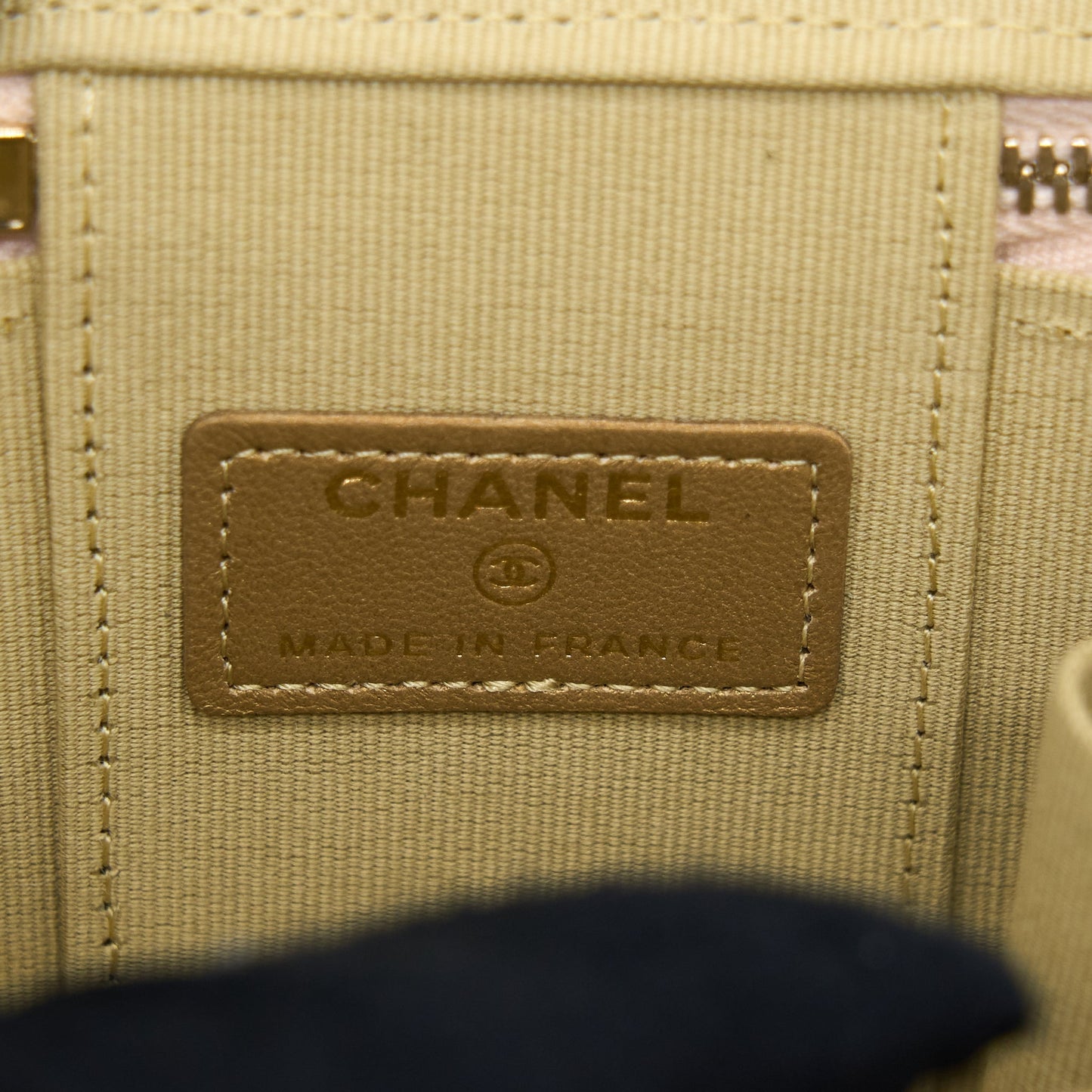 Chanel Pearl Crush Mini Vanity With Chain Lambskin Light Pink