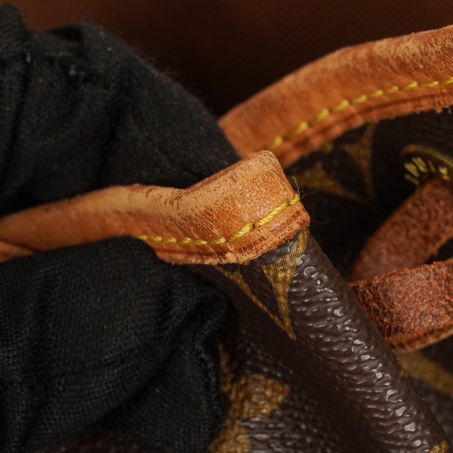 Louis Vuitton Noe Grande GM Monogram Canvas Shoulder Bag