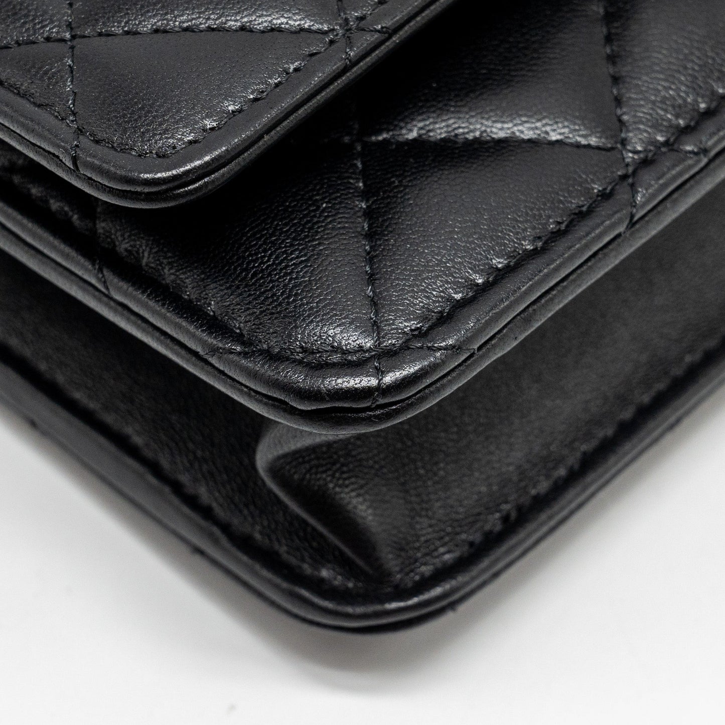 Chanel Pearl Detailed Top Handel Wallet On Chain Lambskin Black L (Microchip)