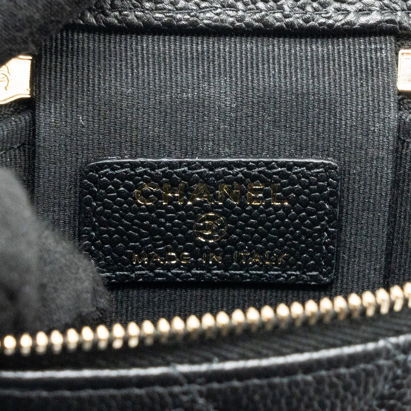 Chanel Vanity Case With Detailed Chain Caviar Black L