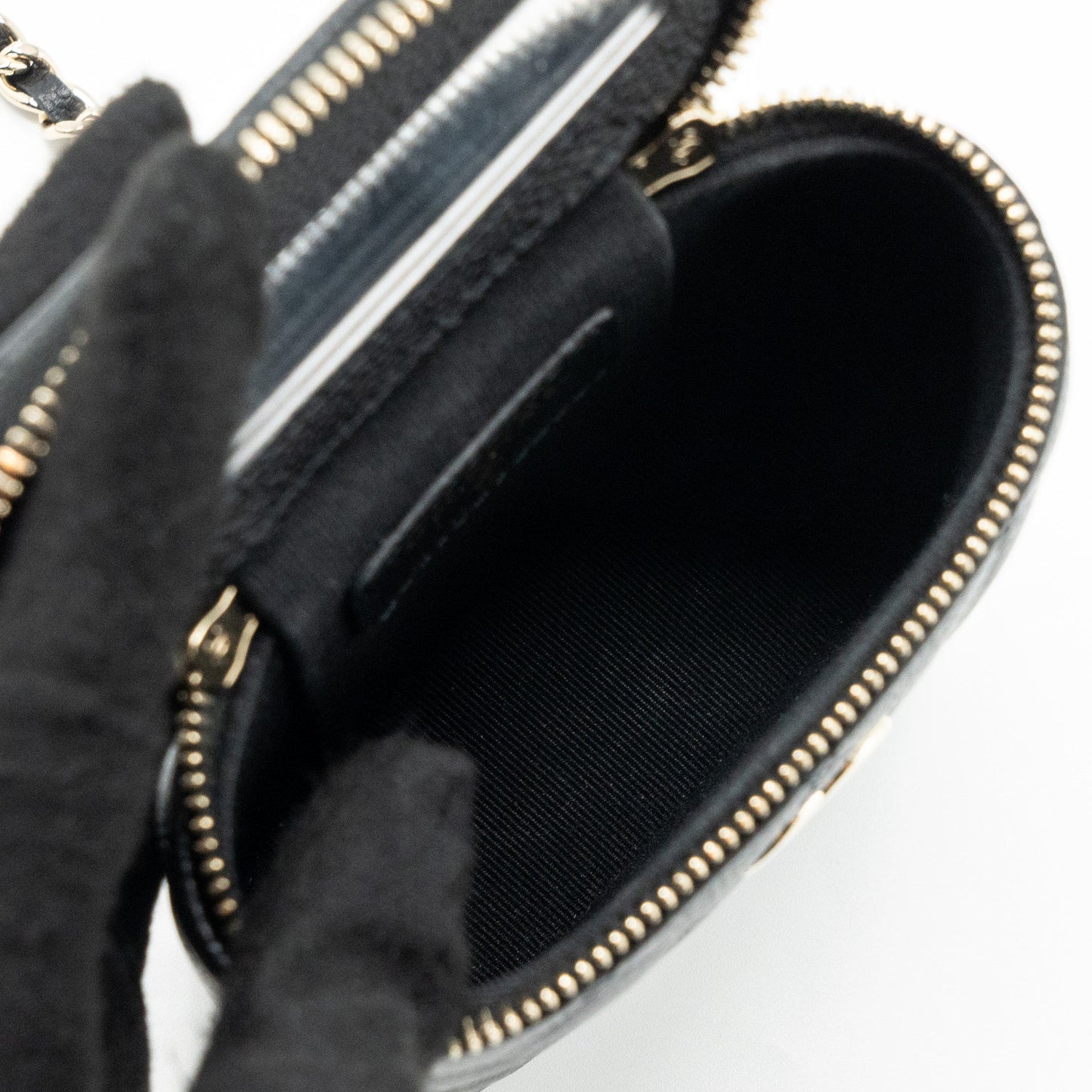 Chanel Vanity Case With Detailed Chain Caviar Black L