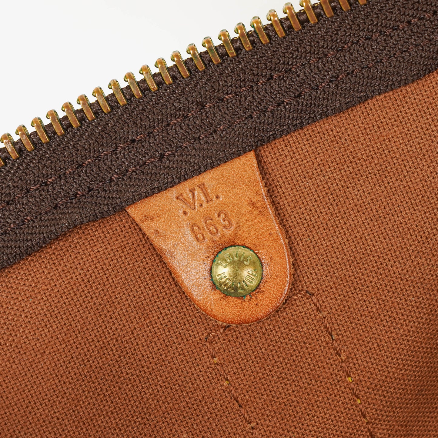 Louis Vuitton Keepall 55 Bandoulière Monogram Canvas Travel Bag