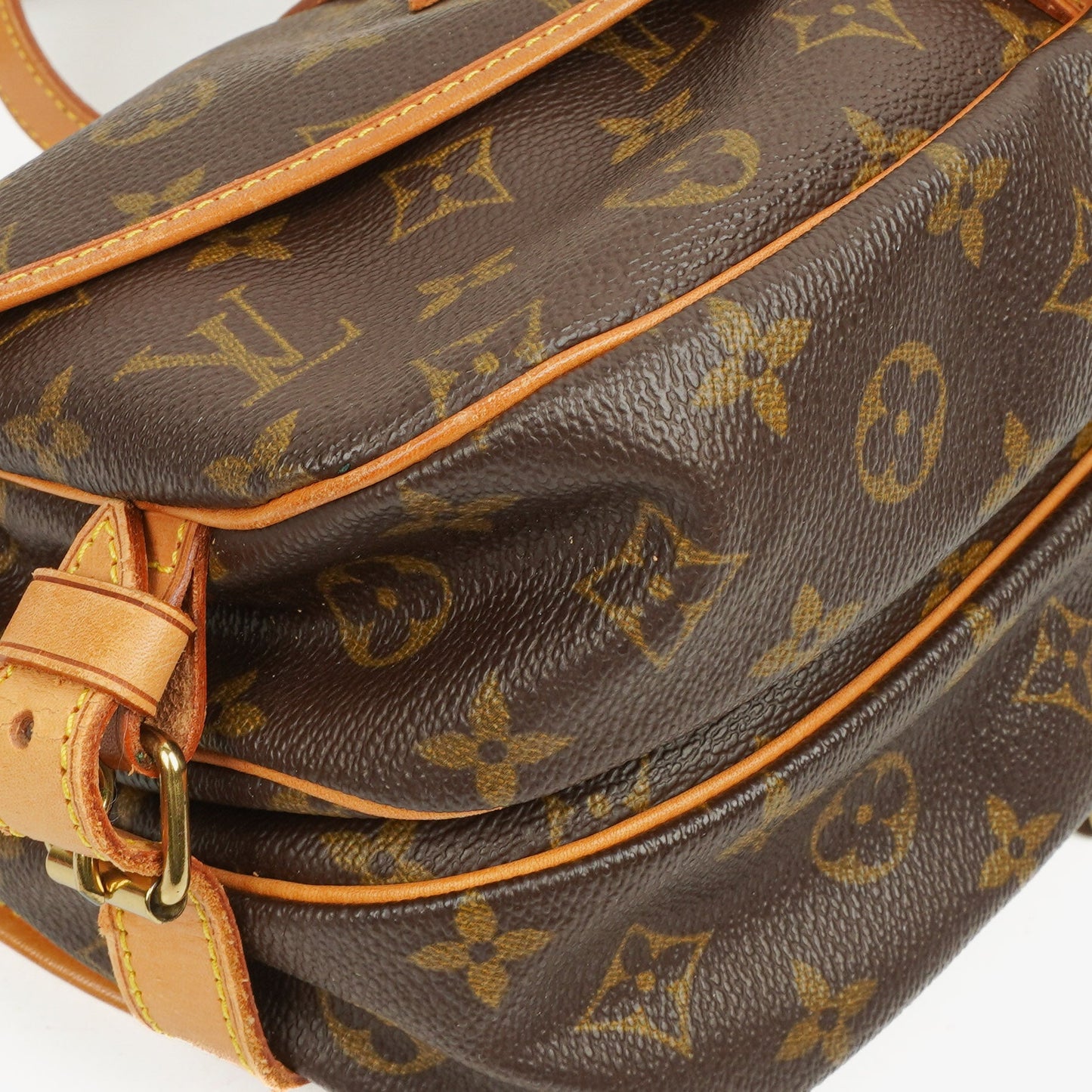 Louis Vuitton Saumur Monogram Canvas 30 Bag