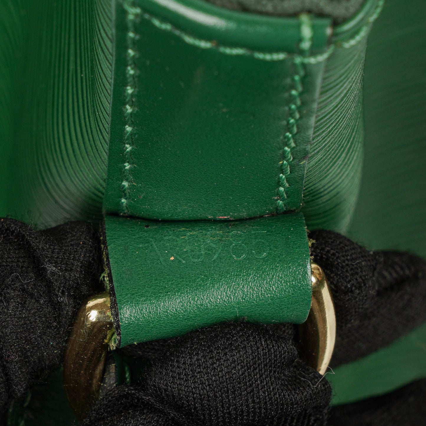 Louis Vuitton Noe Grande GM Green Epi Leather Shoulder Bag