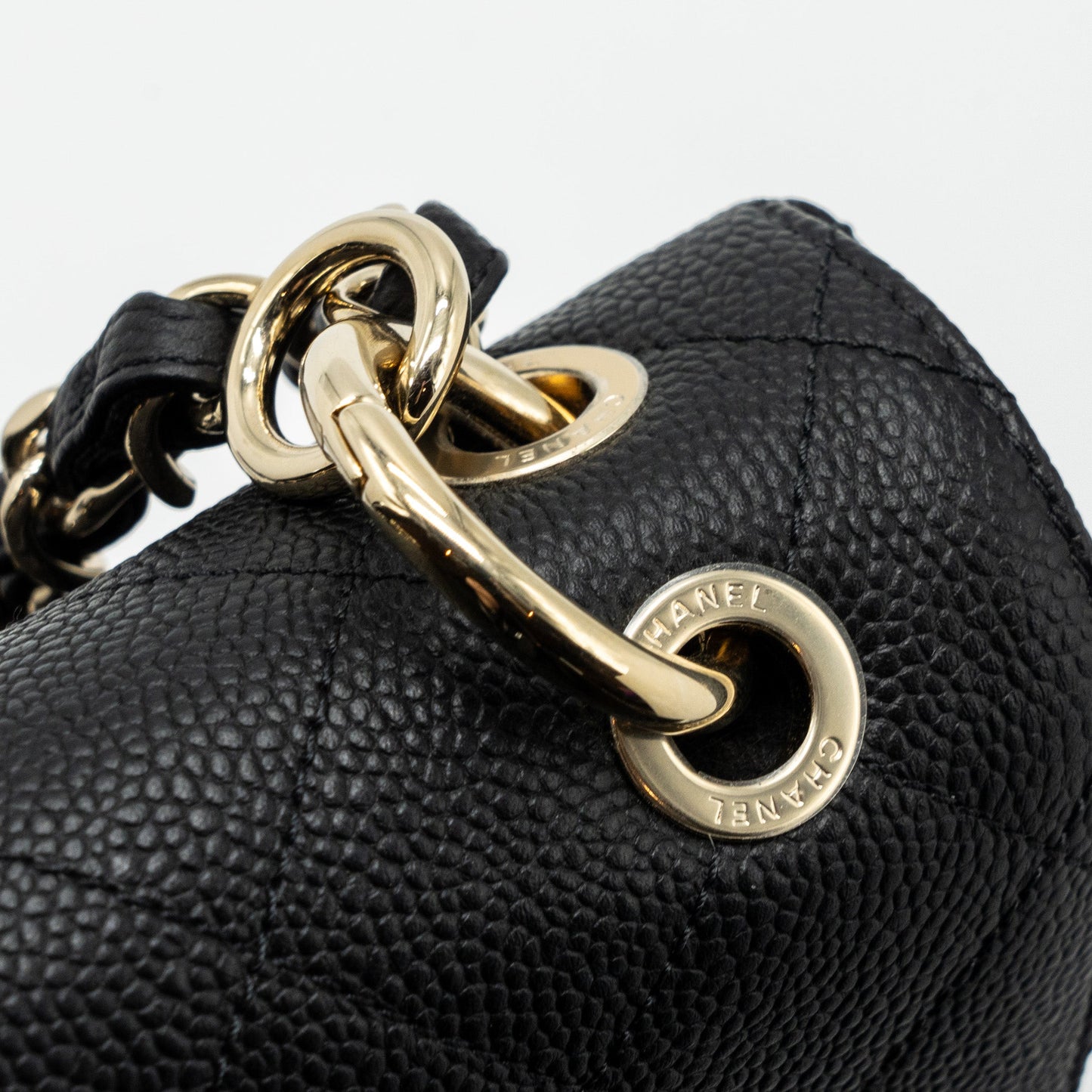 CHANEL FLAP BAG WITH CHAINS HANDLE Quilted CALFSKIN BLACK
