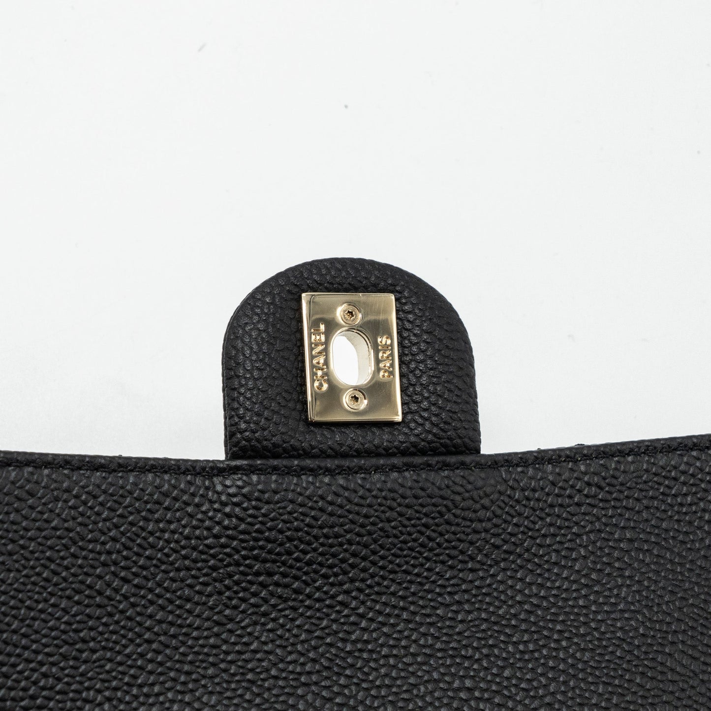CHANEL FLAP BAG WITH CHAINS HANDLE Quilted CALFSKIN BLACK