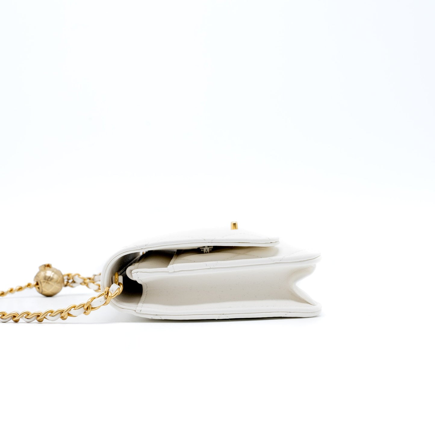 Chanel Pearl Crush Wallet on Chain Lambskin White  (Microchip)