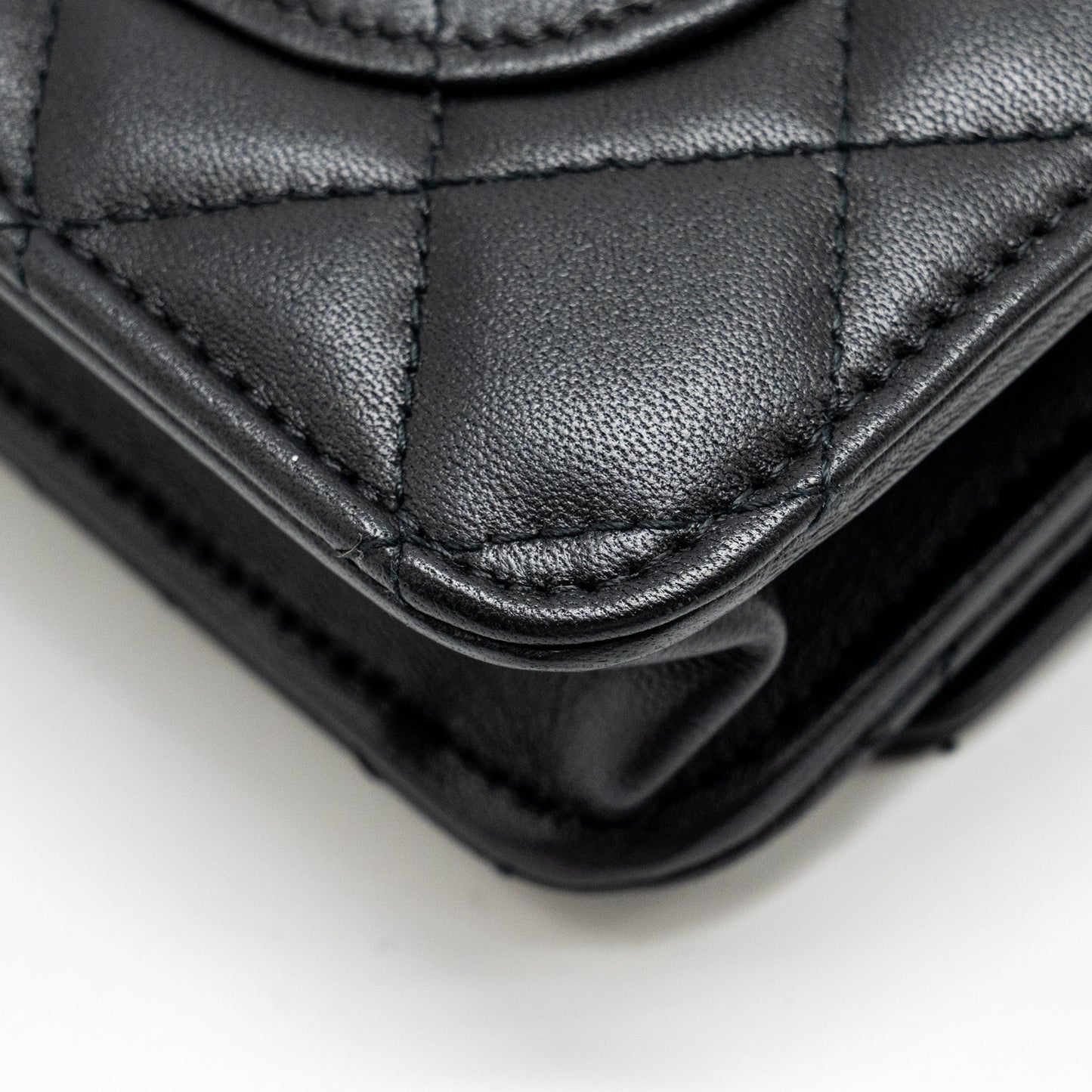 Chanel Wallet On Chain with Pearl Chain Lambskin Black L (Microchip)