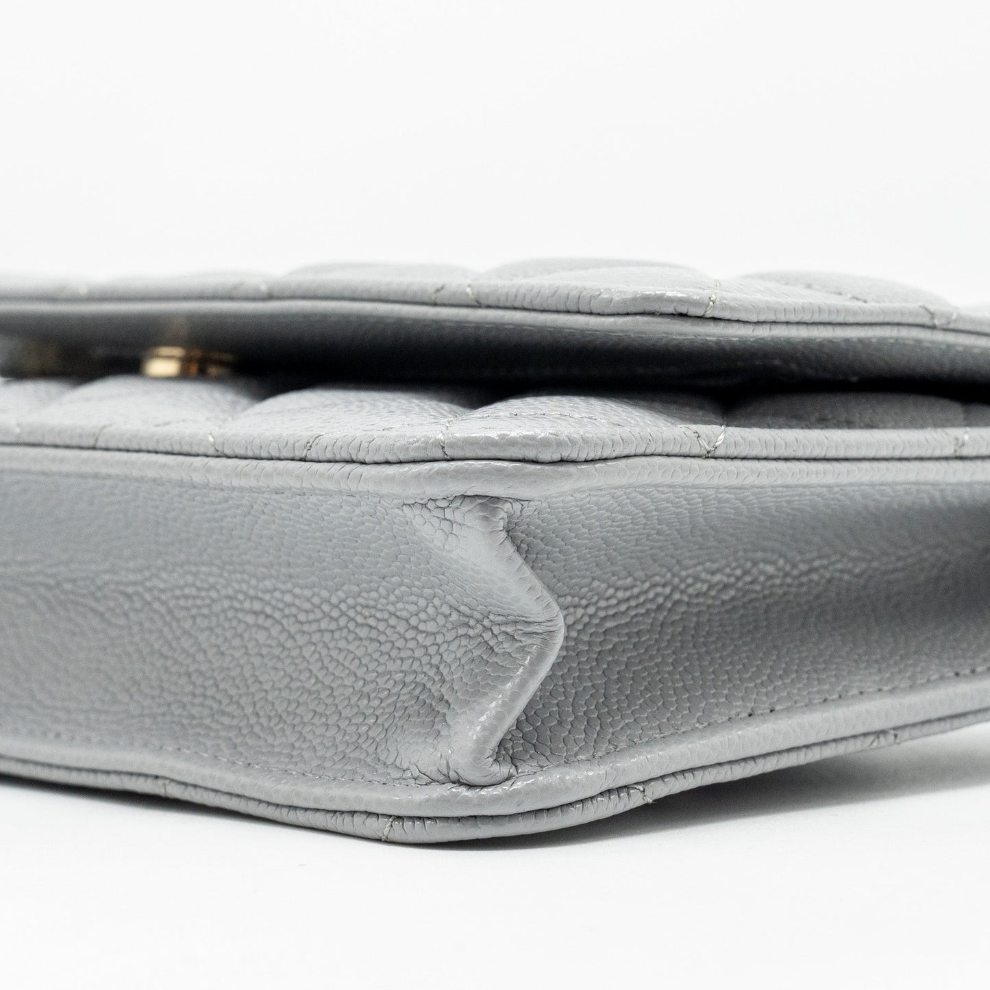 CHANEL Classic Wallet On Chain Caviar Light Grey L (Microchip)