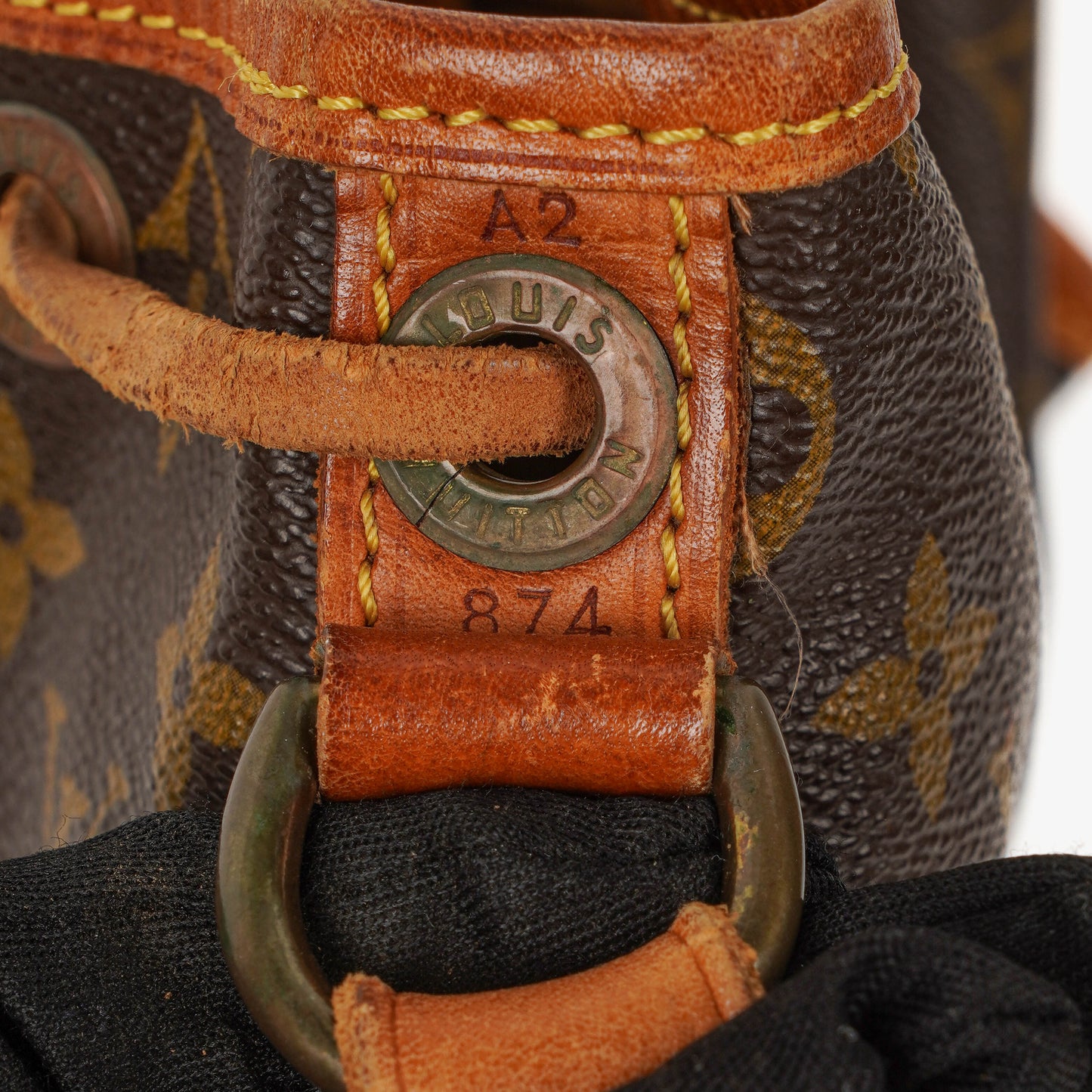 Louis Vuitton Noe Grande GM Monogram Canvas Shoulder Bag