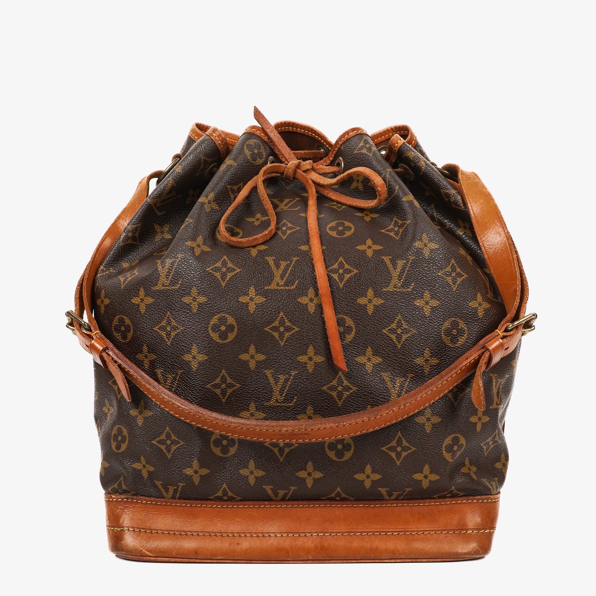 Louis Vuitton Noe Grande GM Monogram Canvas Shoulder Bag