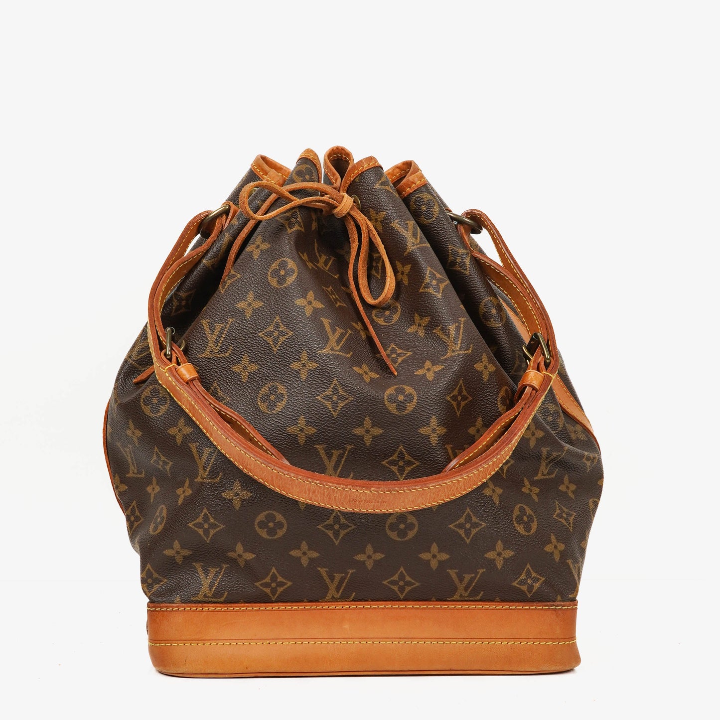 Louis Vuitton Noe Grande GM Monogram Canvas Shoulder Bag