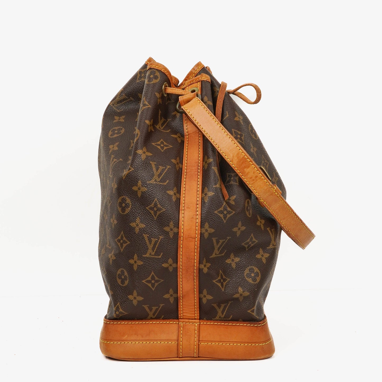 Louis Vuitton Noe Grande GM Monogram Canvas Shoulder Bag