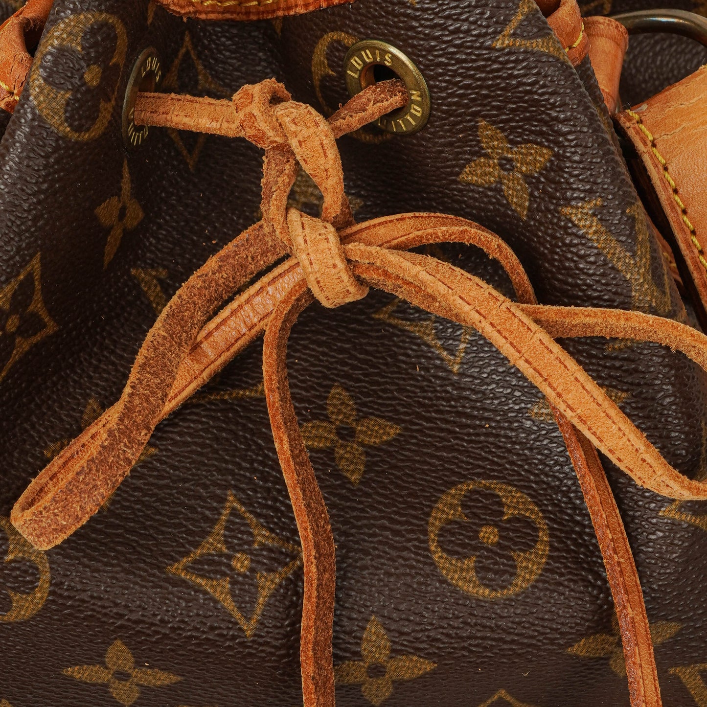 Louis Vuitton Noe Grande GM Monogram Canvas Shoulder Bag