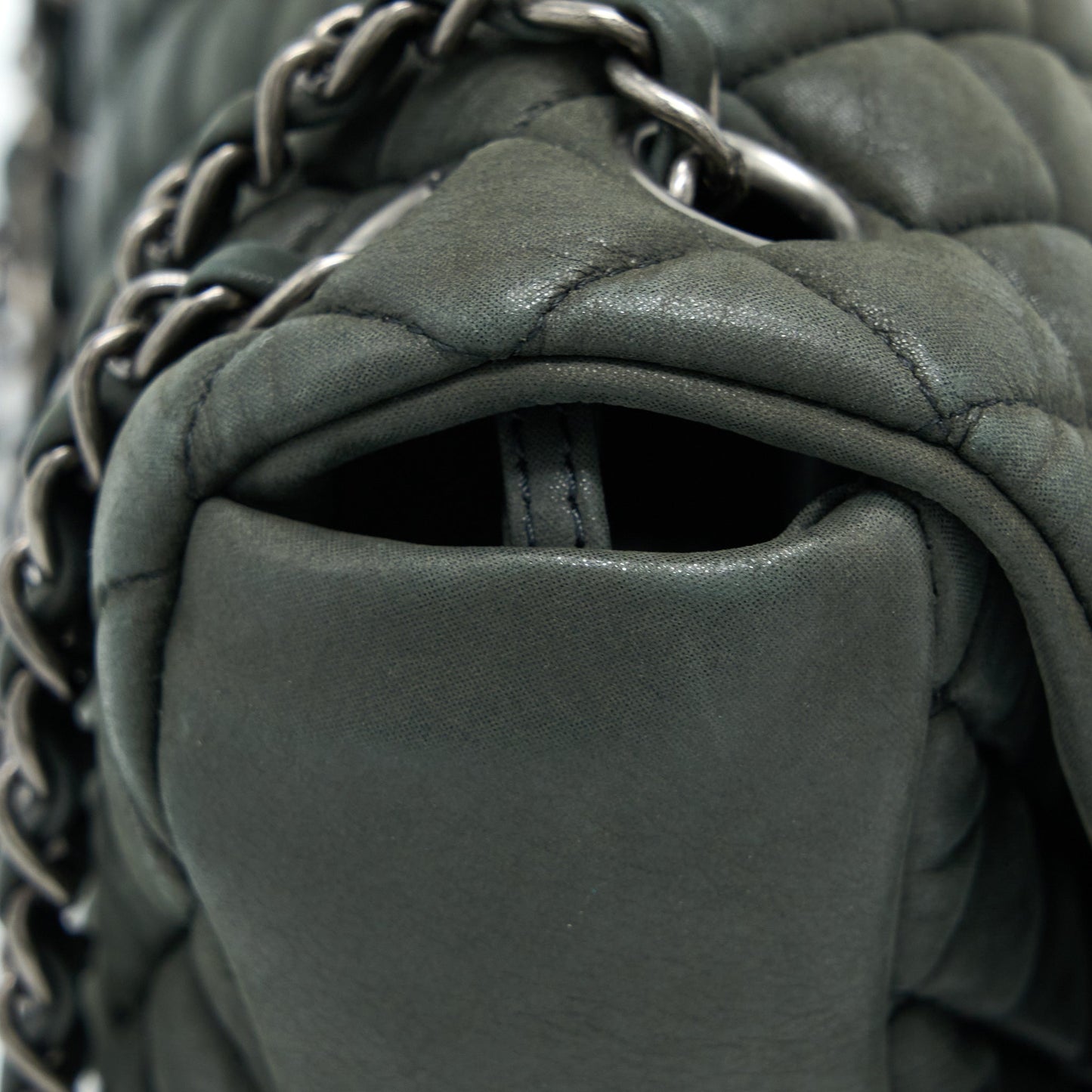 Chanel Quilted Flap Bag Iridescent Calfskin Dark Green Ruthenium