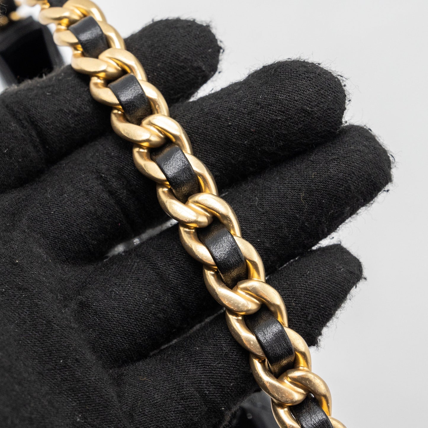 Chanel 23K hoop bag patent black  (microchip)