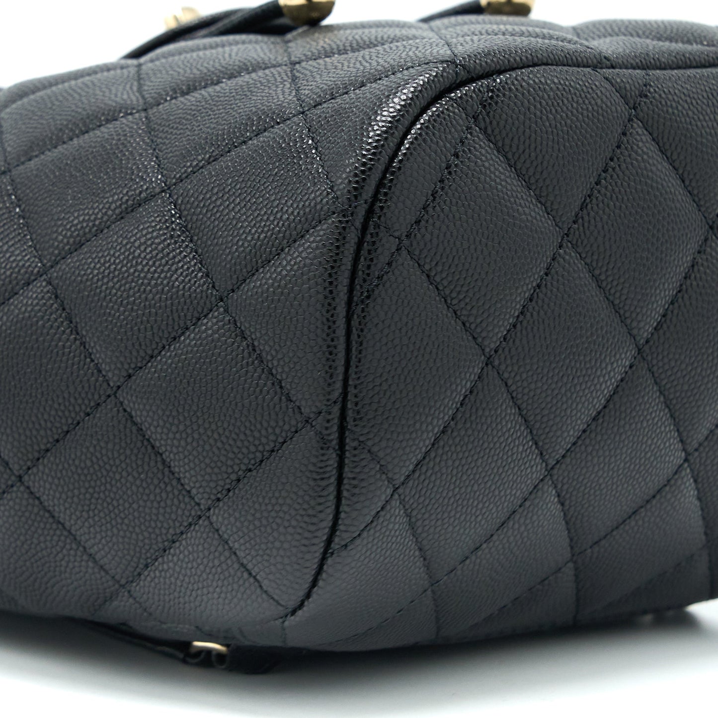 Chanel 23p Mini Flap Backpack Caviar Black L (Microchip)