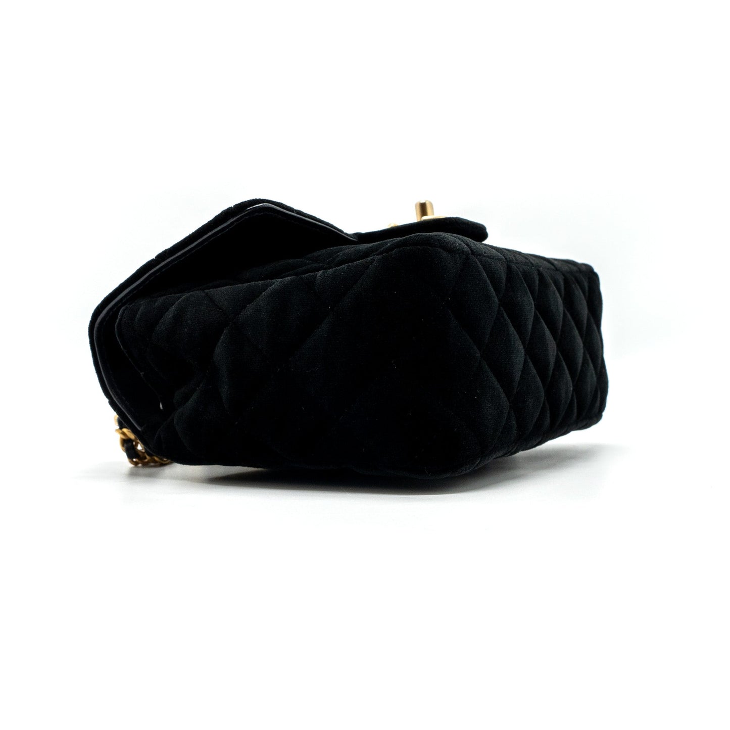Chanel 22B Chanel on chains square flap bag velvet black  (Microchip)