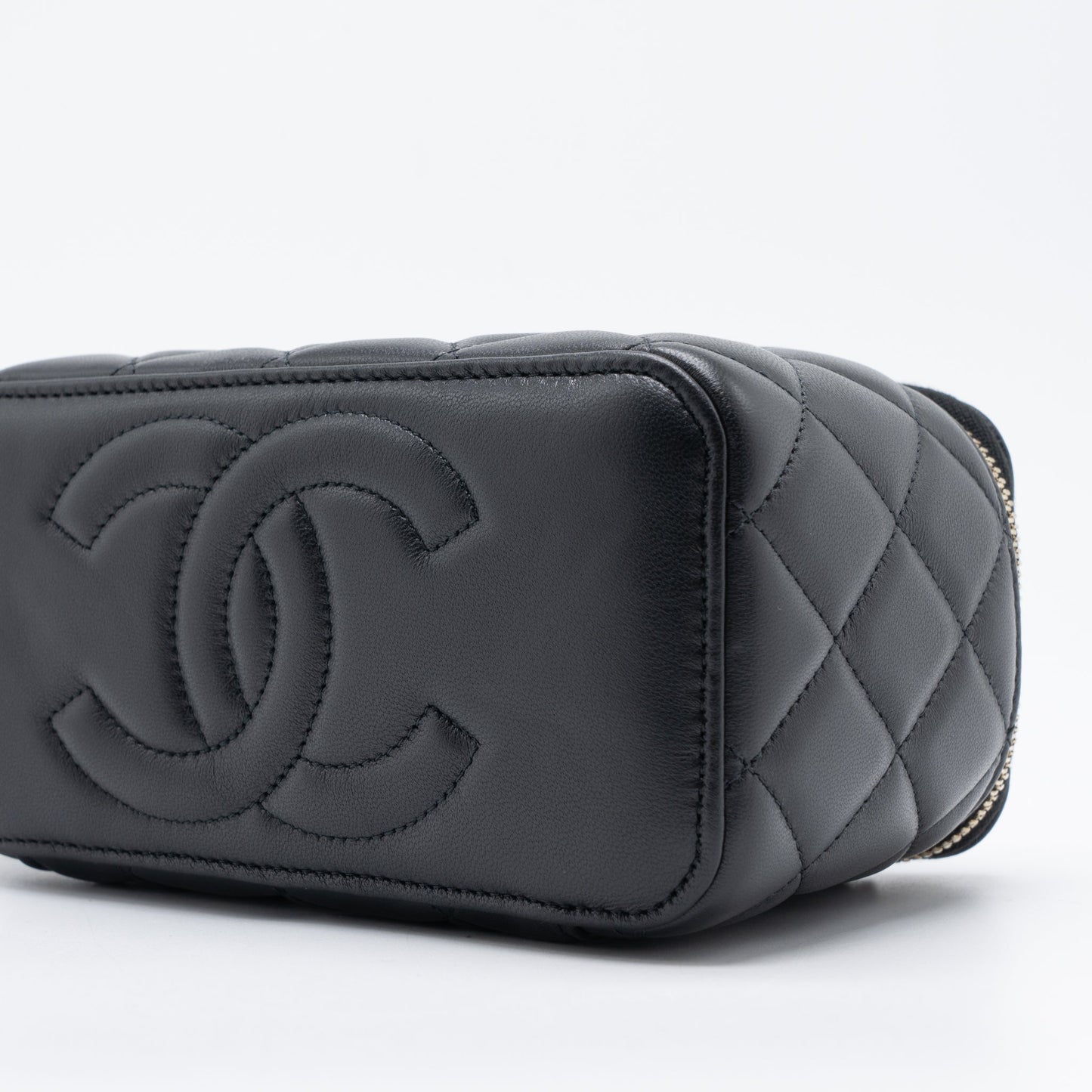 Chanel 23C Pearl Crush Long Vanity Lambskin Black Brushed  (Microchip)