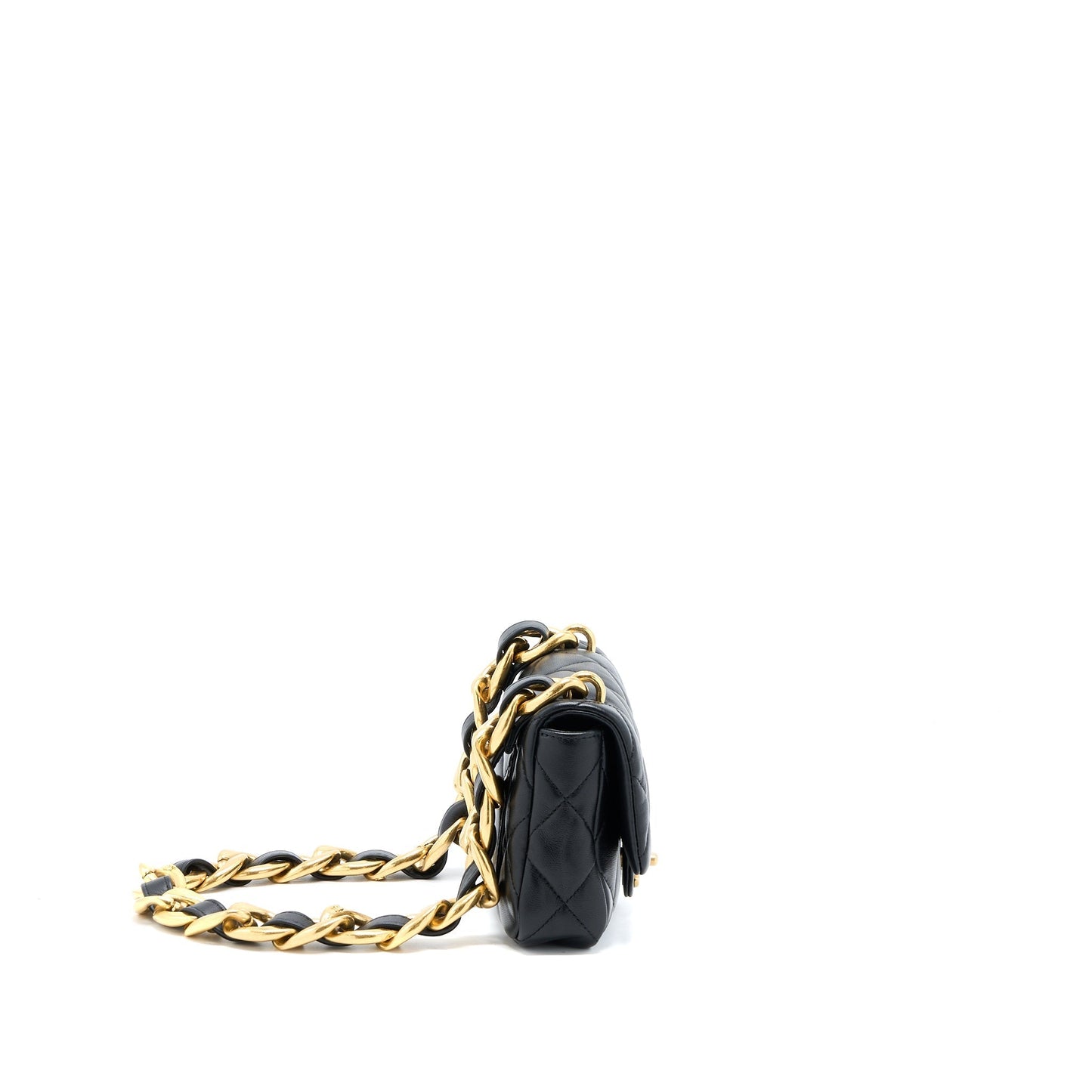 Chanel 22S Giant Chain Flap Shoulder Bag Lambskin Black  (Microchip)