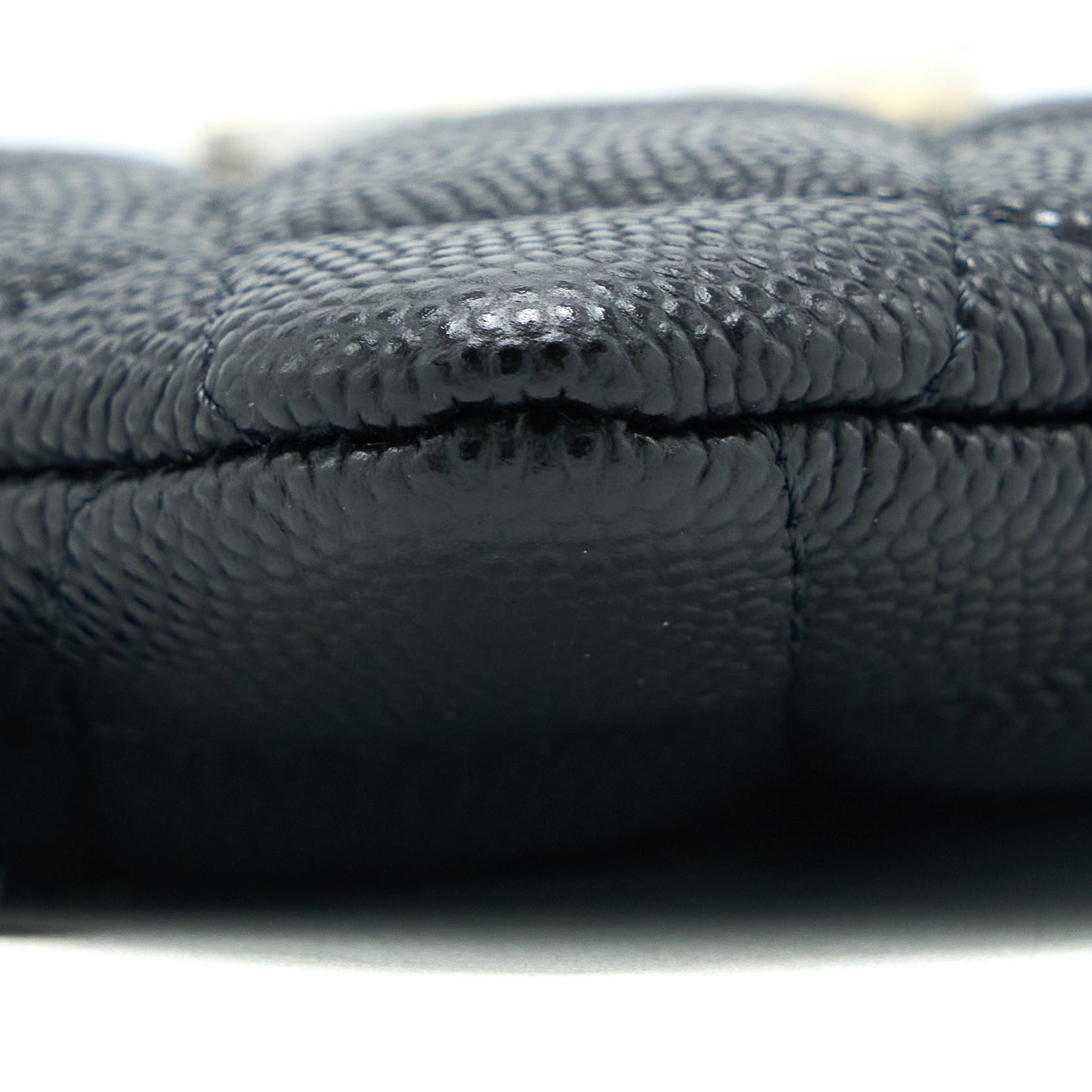 Chanel 23C Zipped Coin Purse Caviar Black L (Microchip)