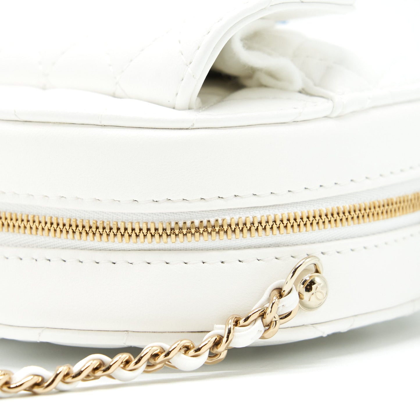 Chanel 22S Heart Bag Lambskin White L
