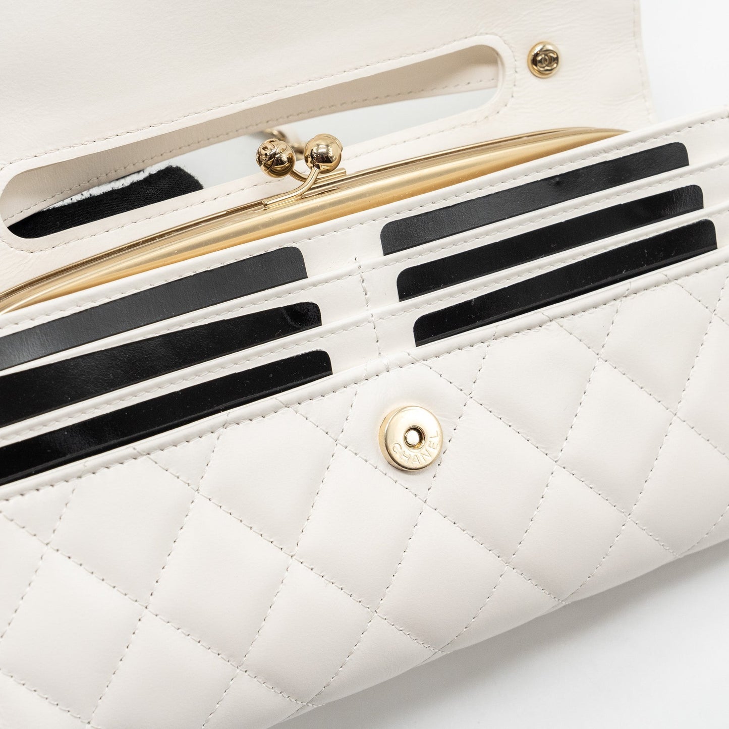 Chanel Top Handle Flap Wallet with chain Lambskin White L (Microchip)