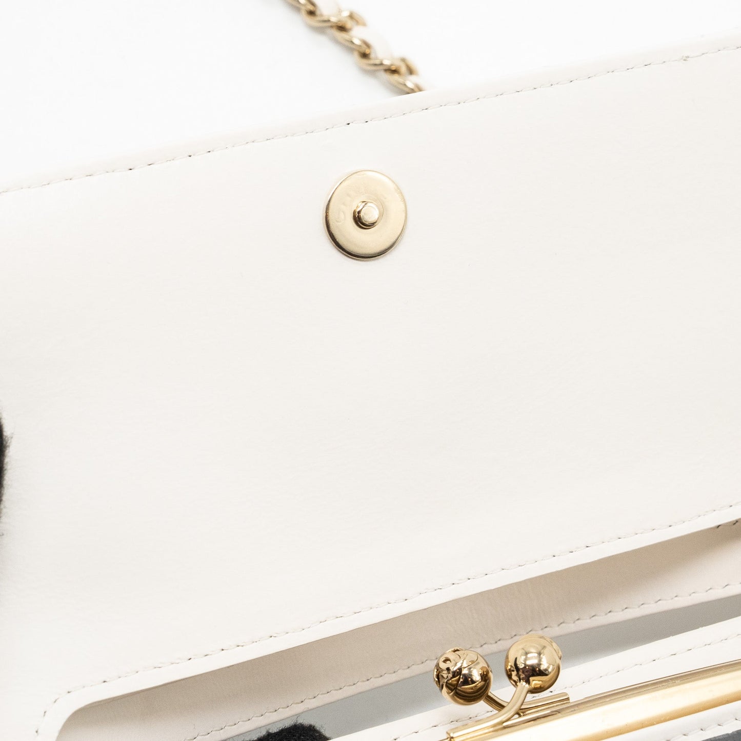 Chanel Top Handle Flap Wallet with chain Lambskin White L (Microchip)