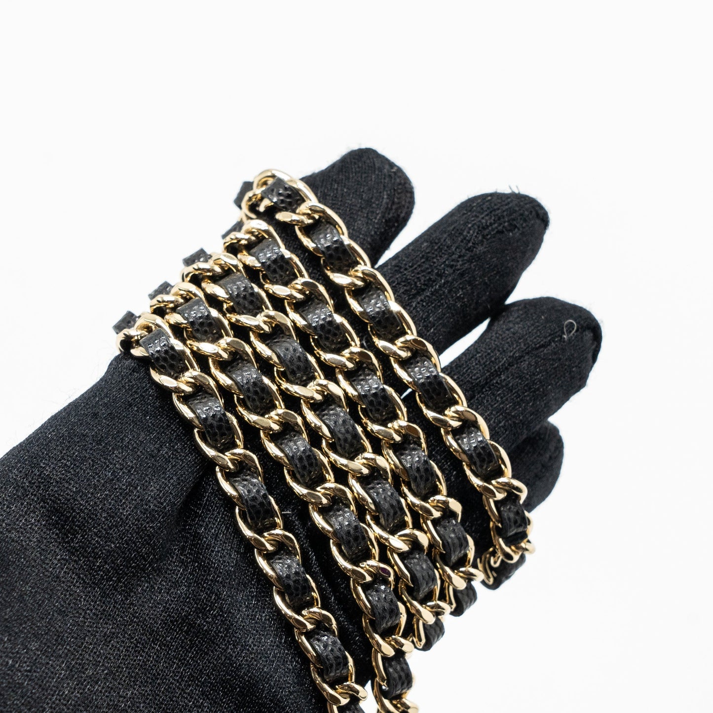 Chanel long vanity with chain caviar black L