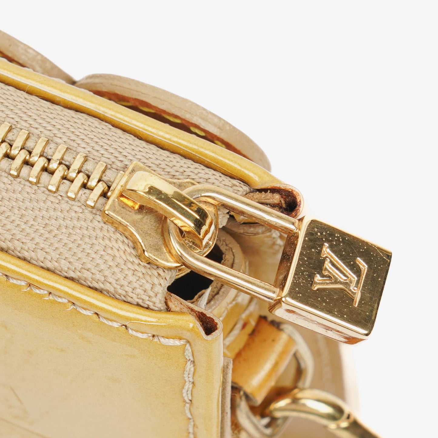 Louis Vuitton Vernis Lexington Fleurs Pochette