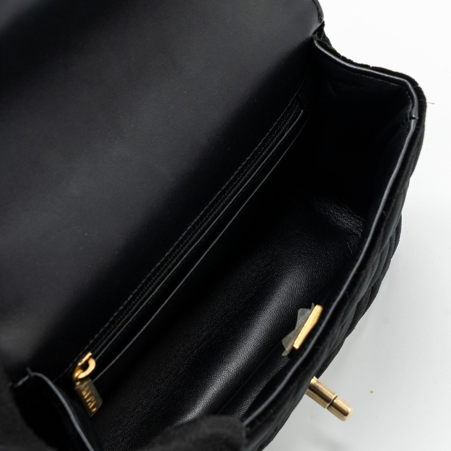 Chanel 22B Chanel on chains square flap bag velvet black  (Microchip)