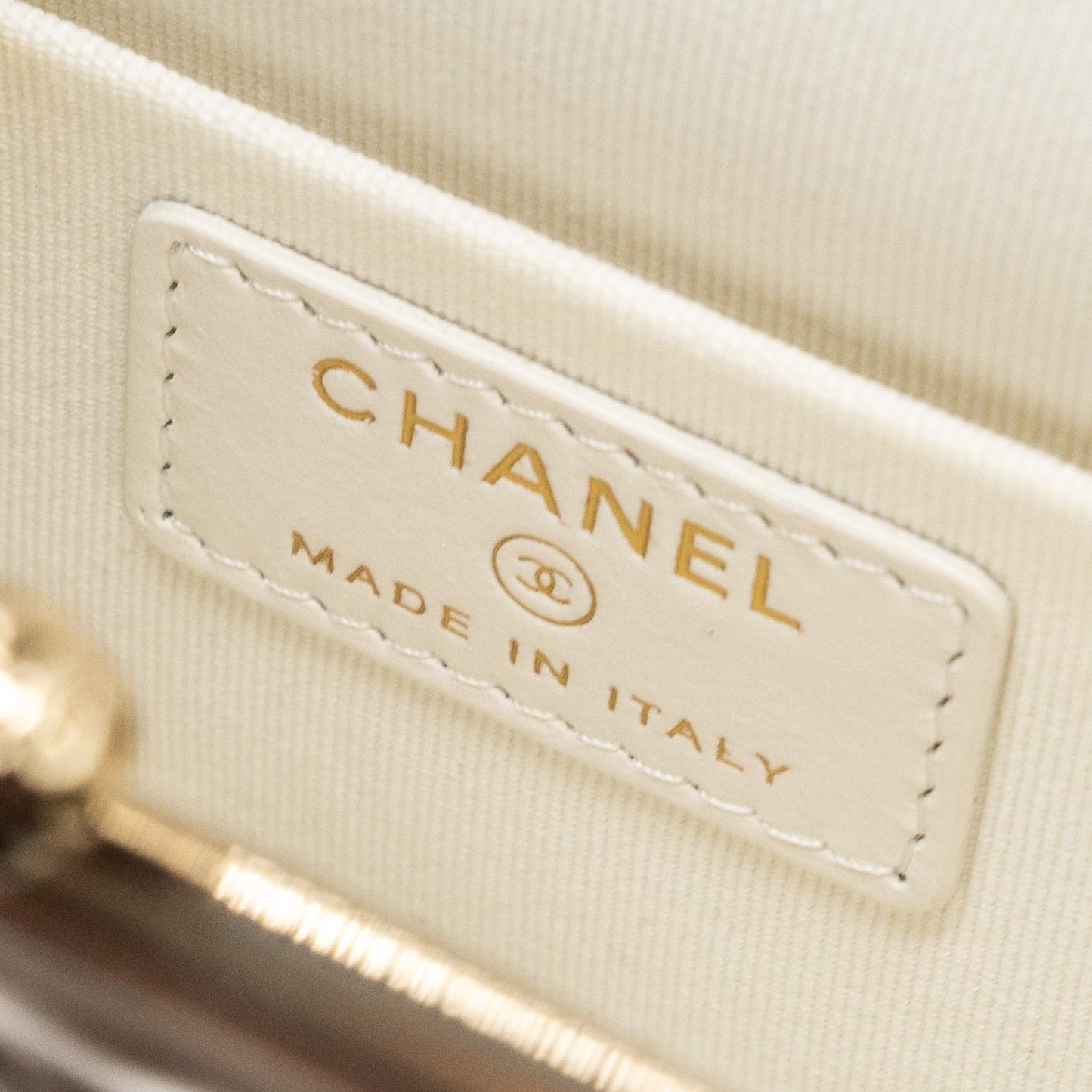 Chanel Top Handle Flap Wallet with chain Lambskin White L (Microchip)