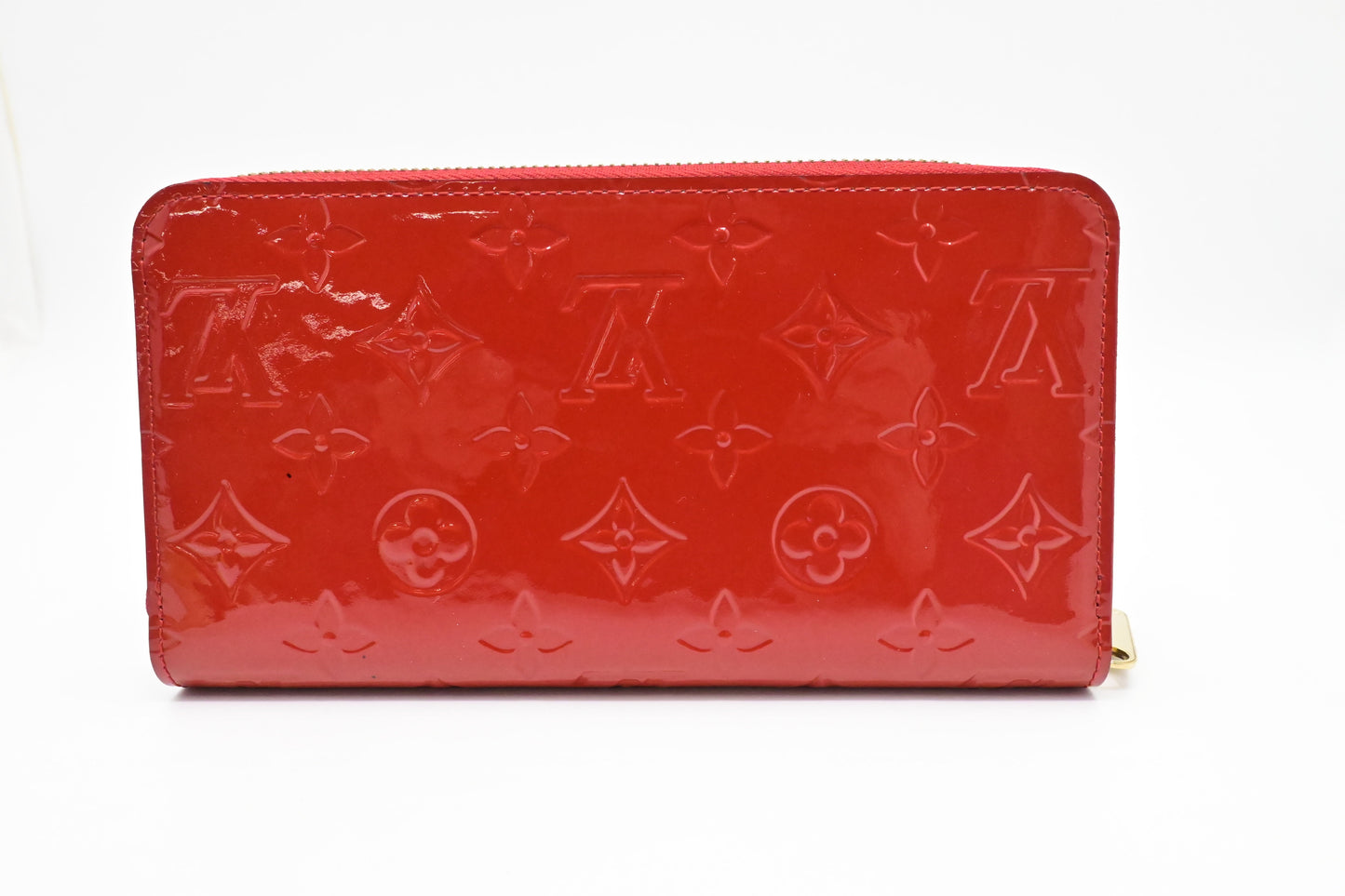 Louis Vuitton Long Zippy Wallet in Red Vernis Leather