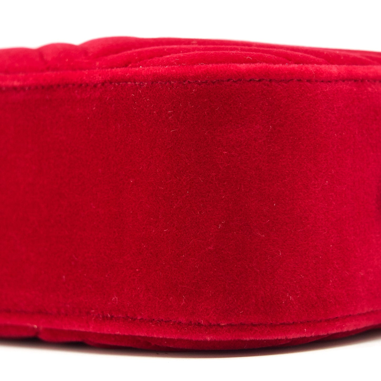 Gucci Marmont Valvet Camera Bag Red