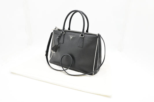 Prada Large Galleria in Black Saffiano Leather