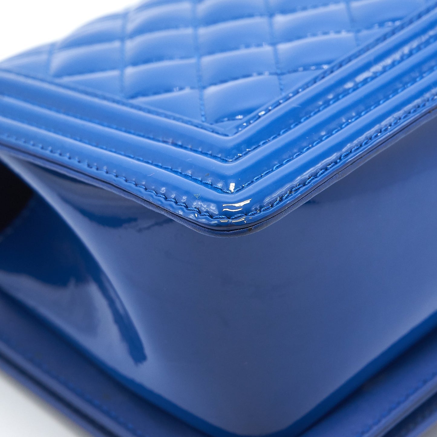 Chanel Medium Boy Chanel Patent leather Electric Blue with