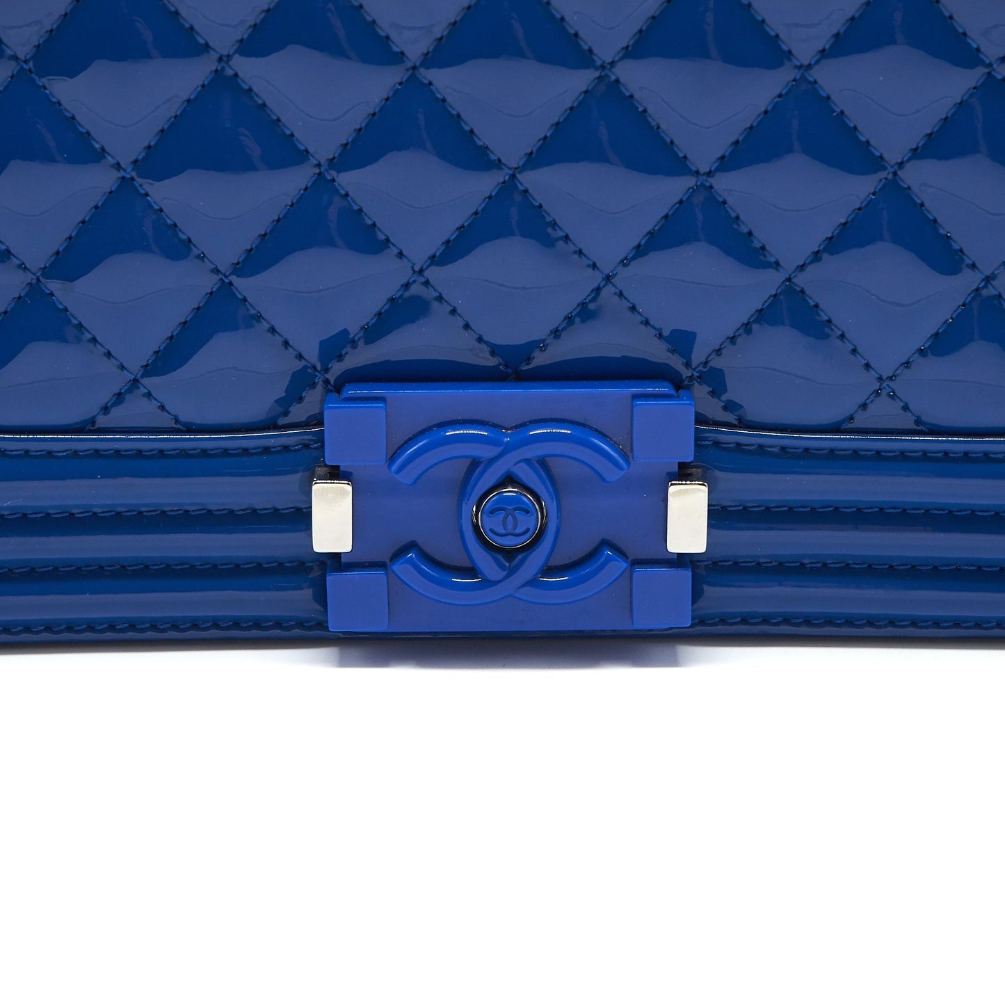 Chanel Medium Boy Chanel Patent leather Electric Blue with
