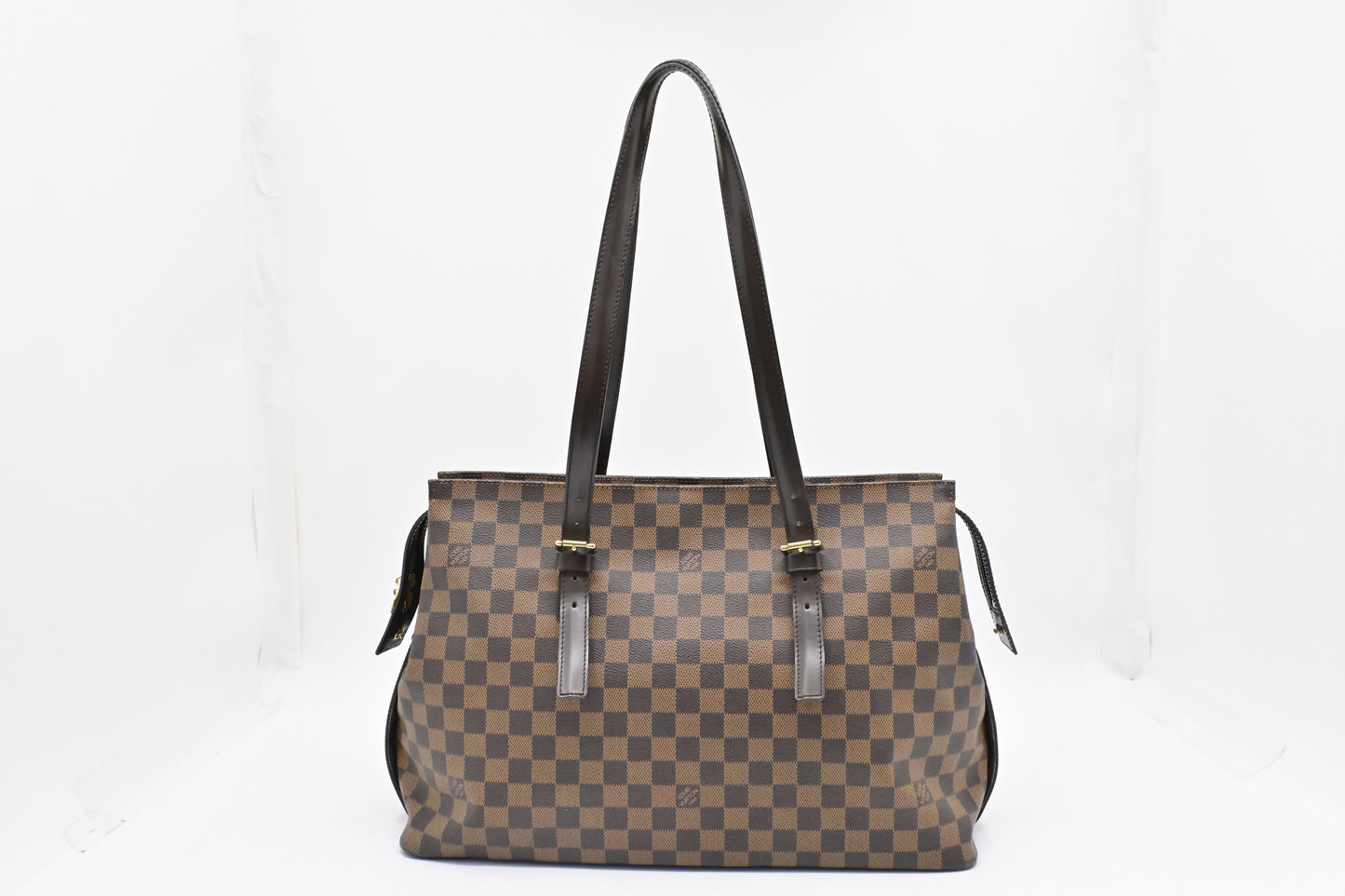 Louis Vuitton Chelsea in Damier Ebene Canvas